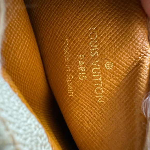 **SOLD**Louis Vuitton mini Lin key pouch**SOLD** - Picture 6 of 8